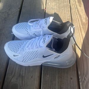 Men’s Nike 270
